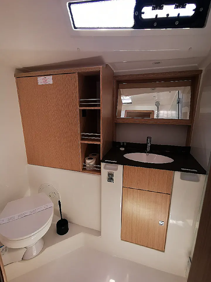 Bavaria Cruiser 51  - 