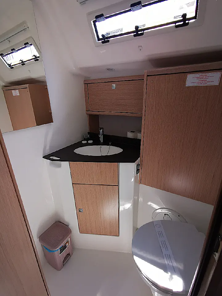 Bavaria Cruiser 51  - 