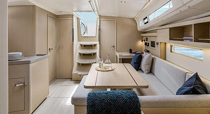 Oceanis 40.1 - Interior Image