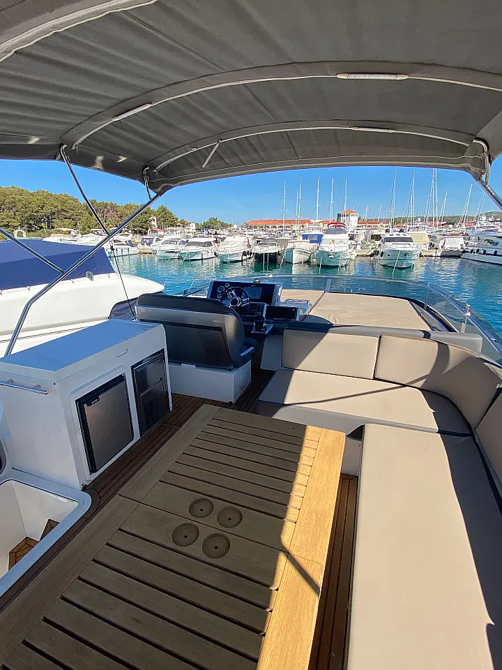 Galeon 550 Sky - 