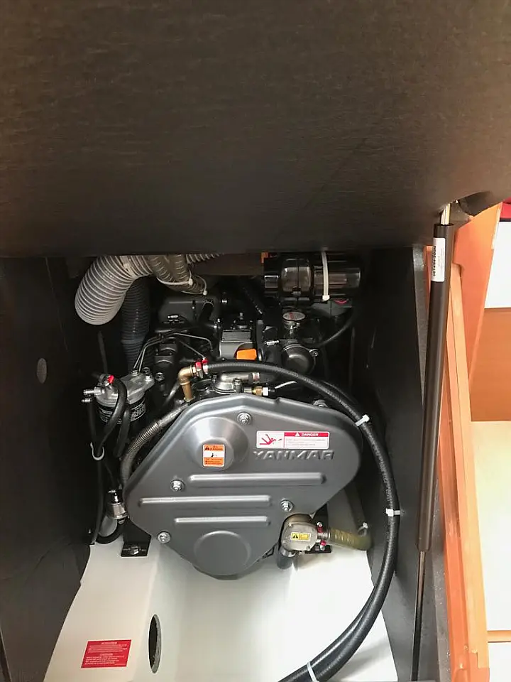Sun Odyssey 419 - 