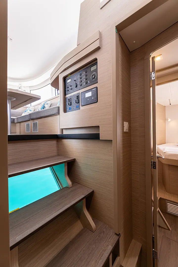 Lagoon 42 - 