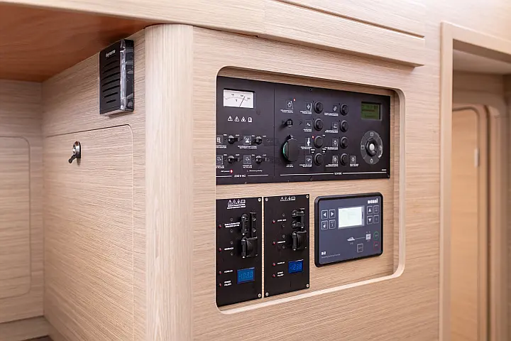 Lagoon 42 - 
