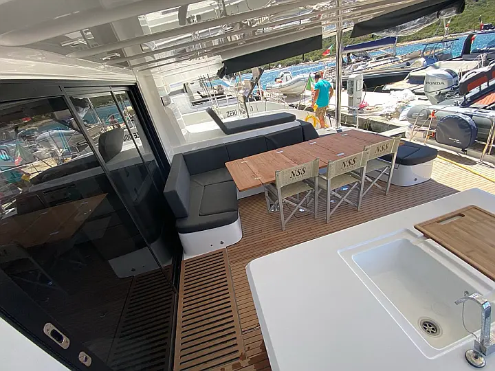 Lagoon 55 (5 cab) - 