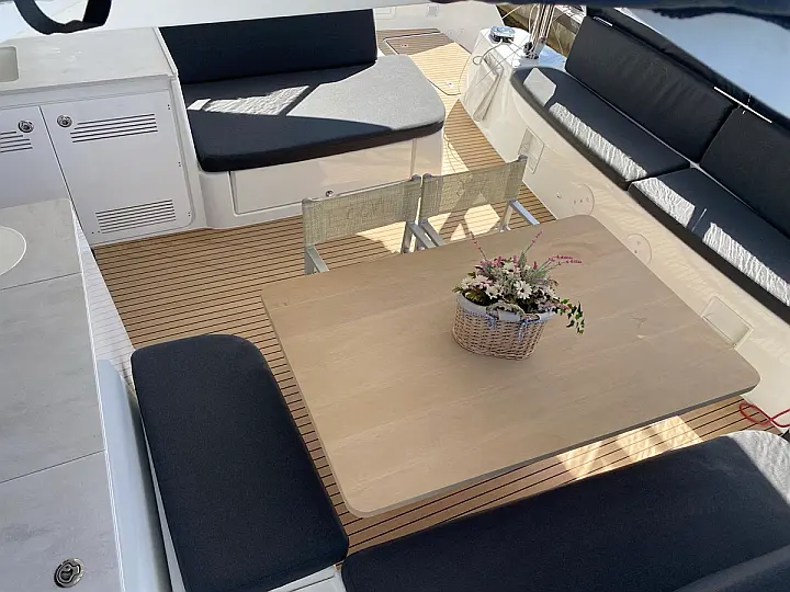Lagoon 46 - 