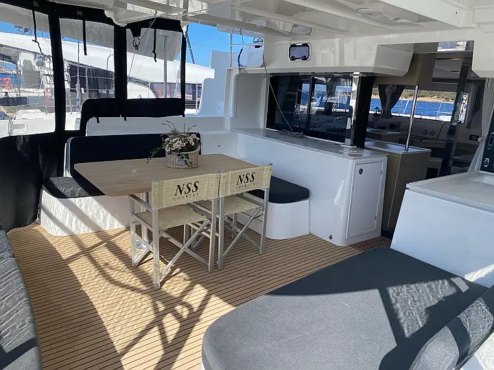 Lagoon 46 - 