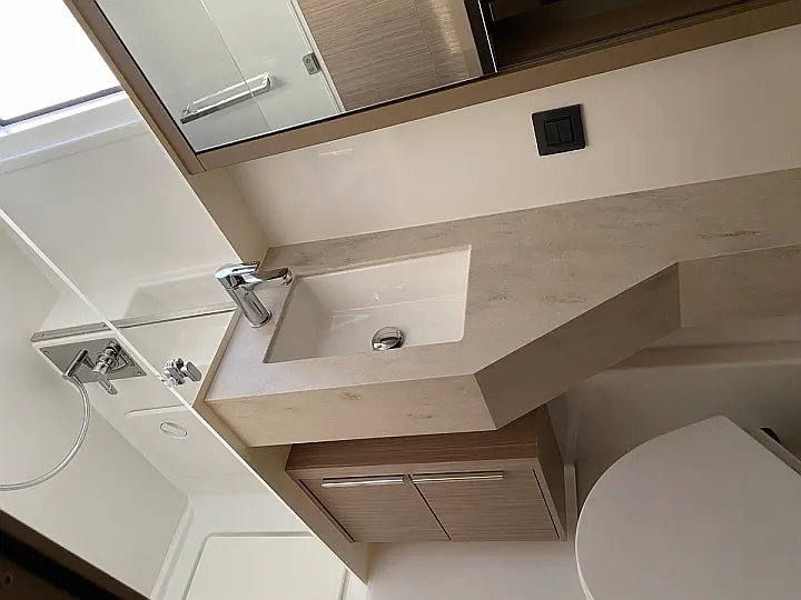 Lagoon 46 - 