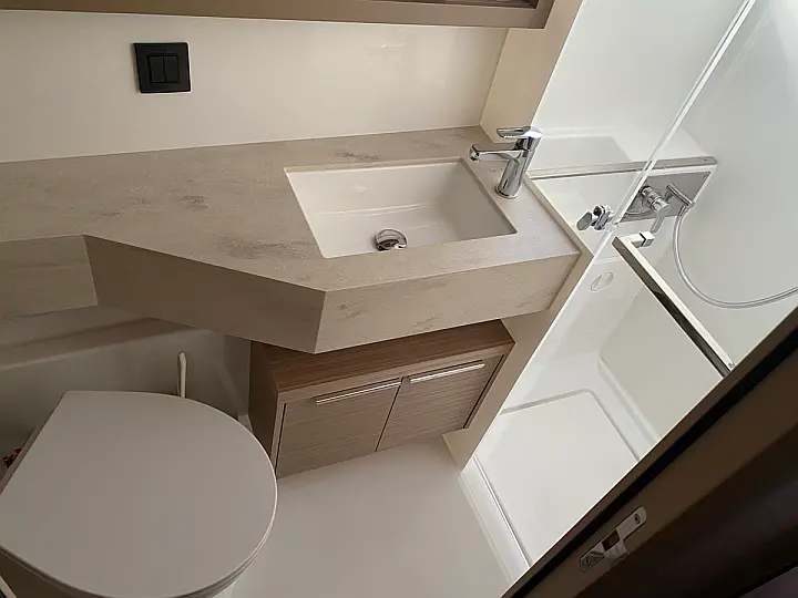 Lagoon 46 - 