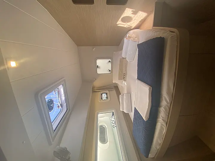 Lagoon 42 - 