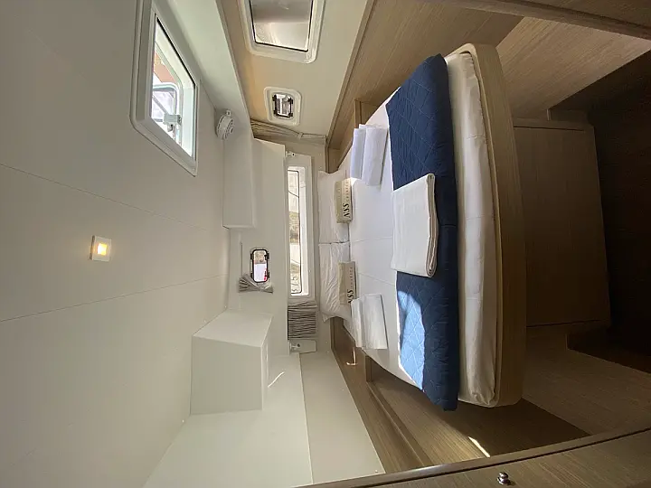 Lagoon 42 - 