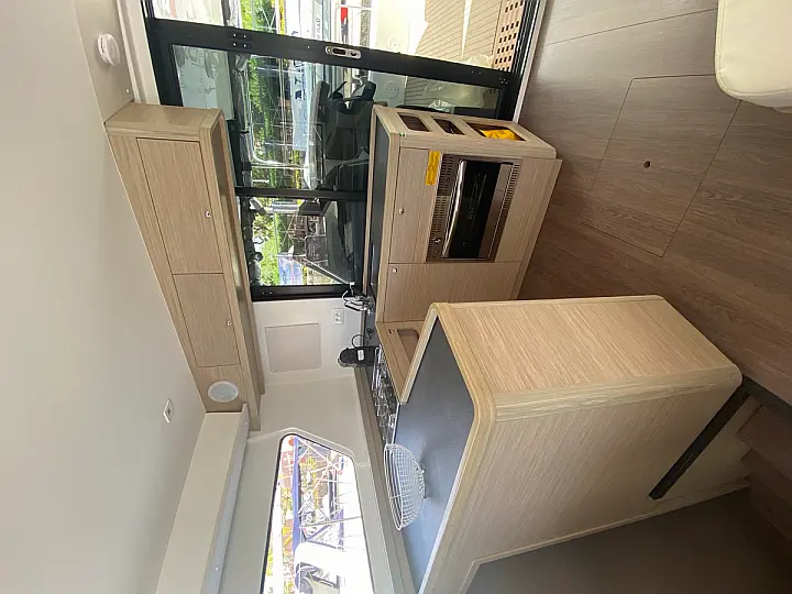 Lagoon 42 - 