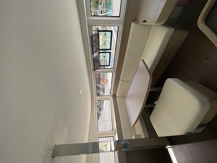 Lagoon 42 - 