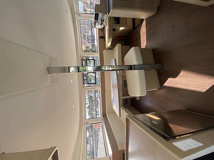 Lagoon 42 - 