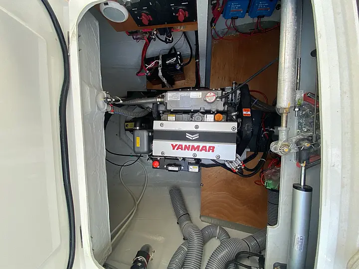 Lagoon 42 - 