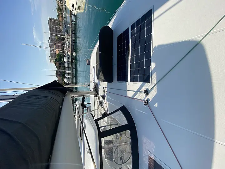 Lagoon 42 - 