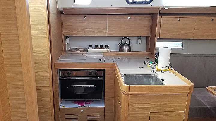Dufour 360 2 Cabin - 