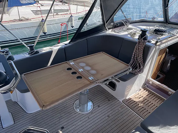 Bavaria Vision 42 Owner Version - 