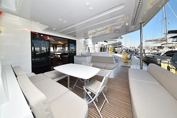 Lagoon 50- owner version - 