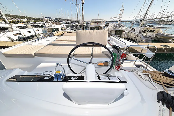 Lagoon 46  - 