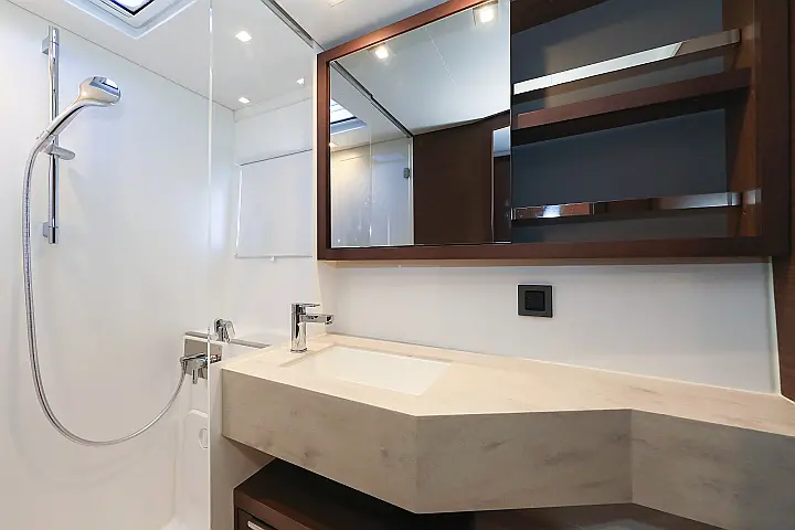 Lagoon 46  - 