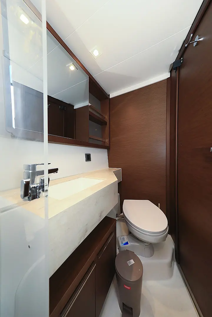 Lagoon 46  - 