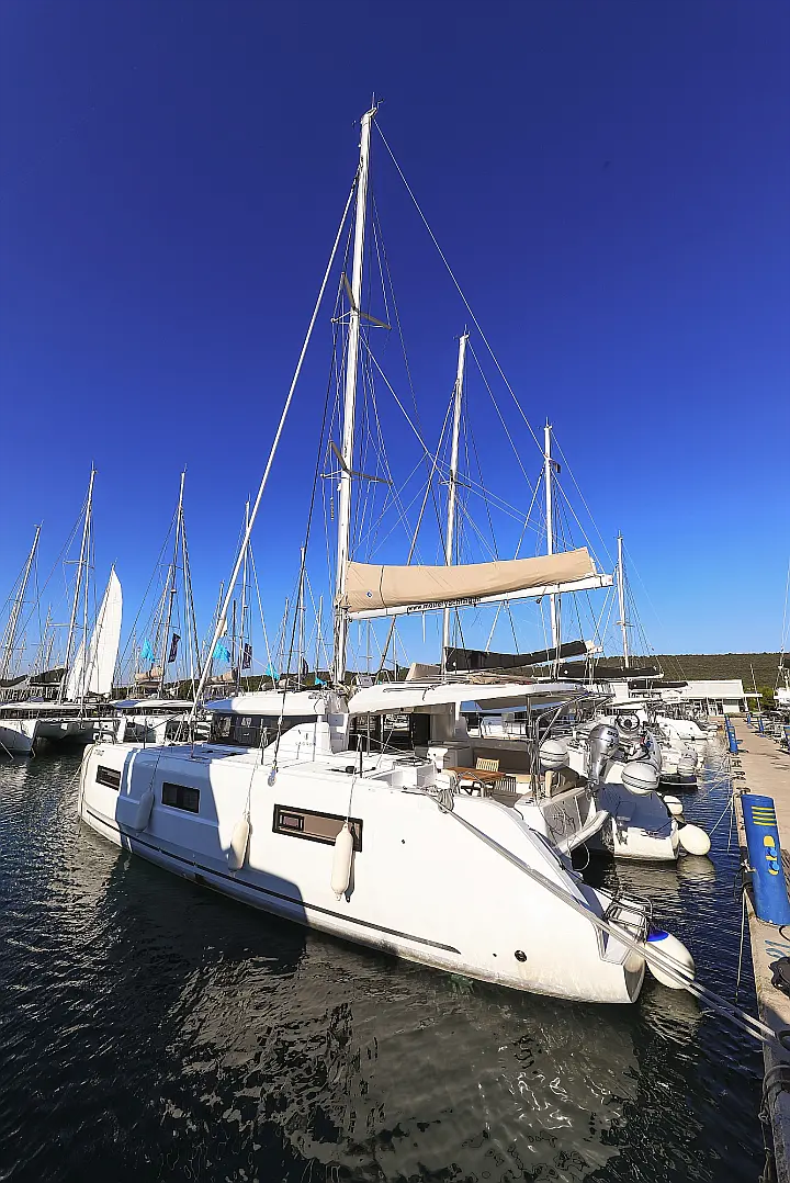 Lagoon 46  - 