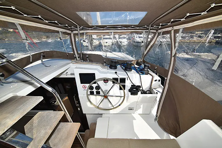 Lucia 40 - 