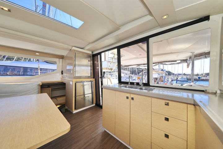 Lucia 40 - 