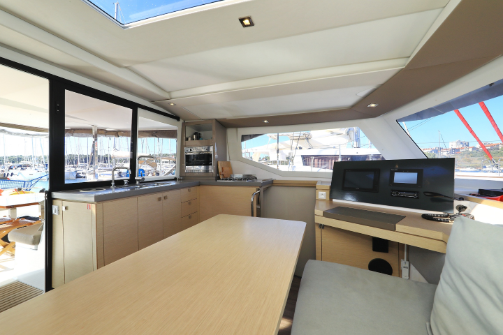 Lucia 40 - 