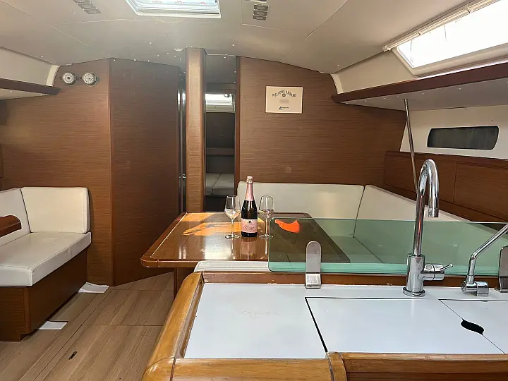 Sun Odyssey 449 - 