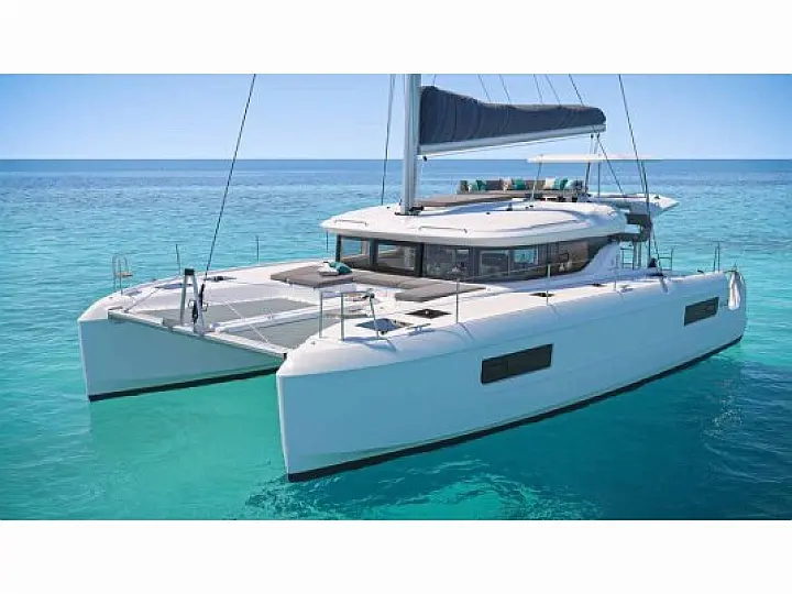 Lagoon 43 - External image
