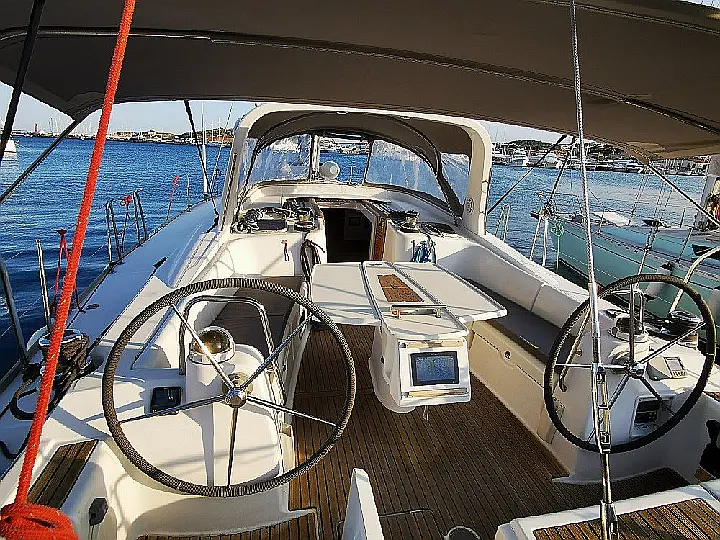 Beneteau Oceanis 50 Family - 