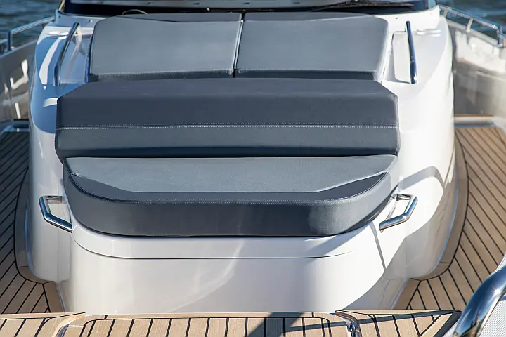 Nimbus Tender T11 - 