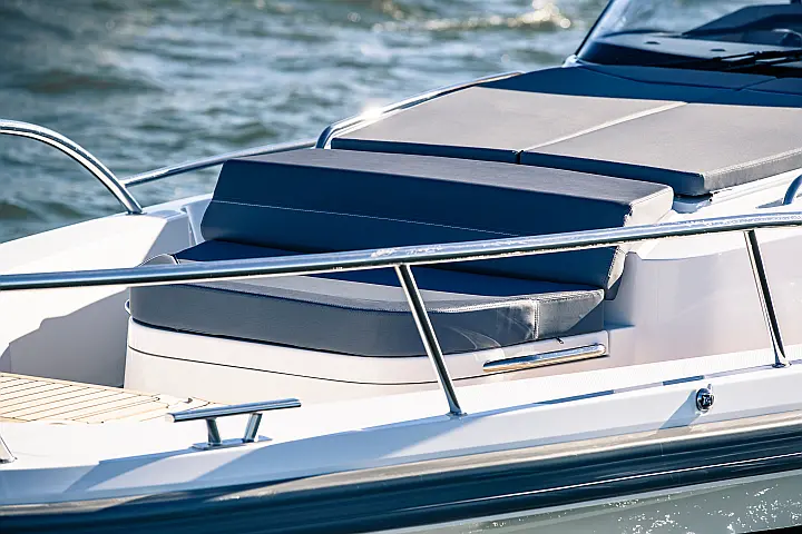 Nimbus Tender T11 - 