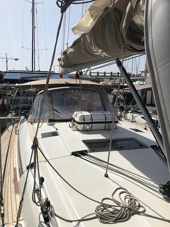 Sun Odyssey 519 - 