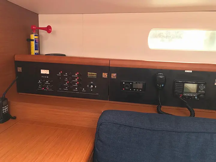 Sun Odyssey 519 - 