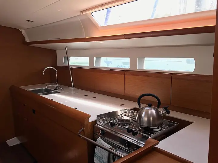 Sun Odyssey 519 - 