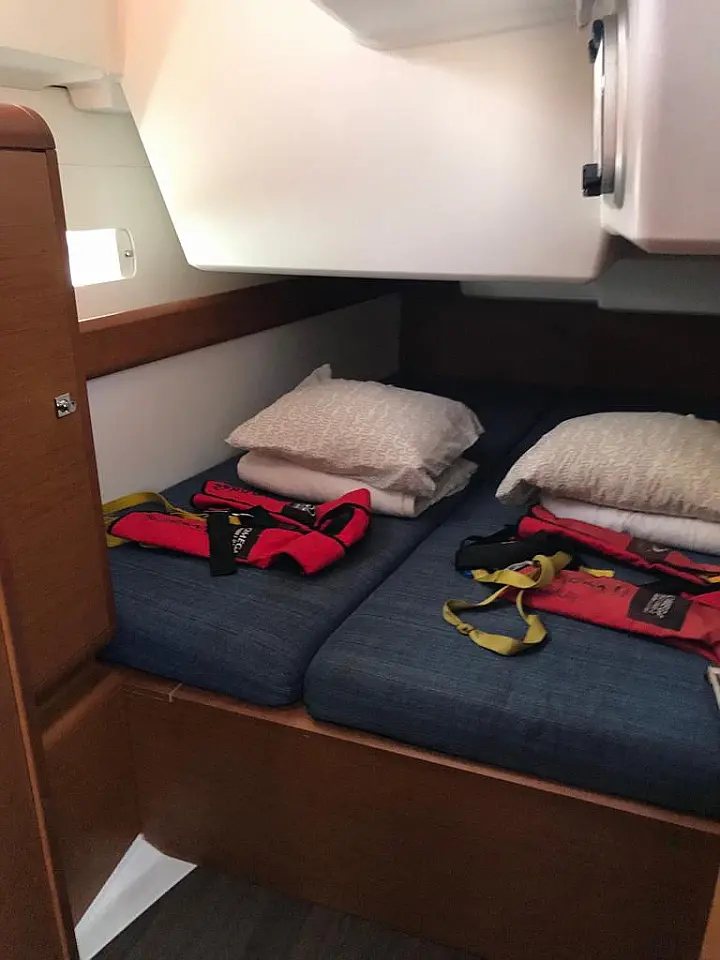 Sun Odyssey 519 - 