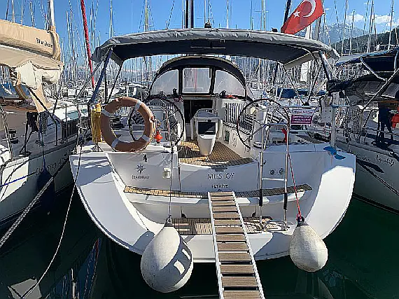 Sun Odyssey 42i