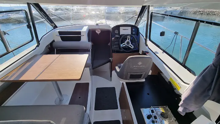 Merry Fisher 795 - 