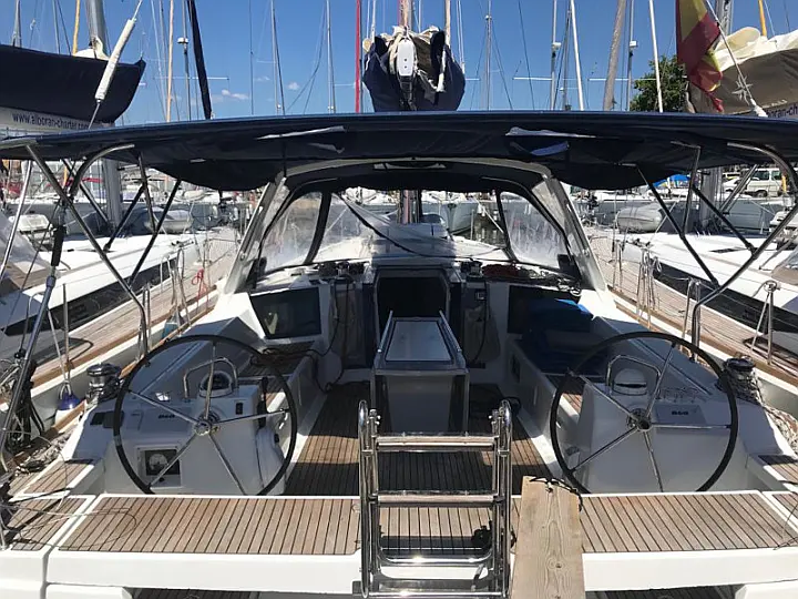 Oceanis 45-4 - External image