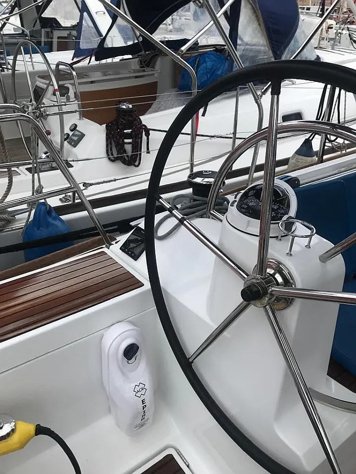 Sun Odyssey 519 - 