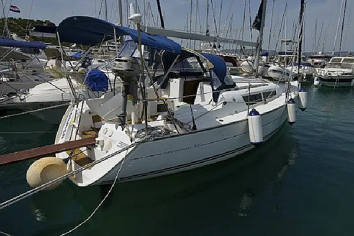 Sun Odyssey 32 - 