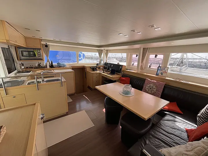 Lagoon 450  Flybridge - 