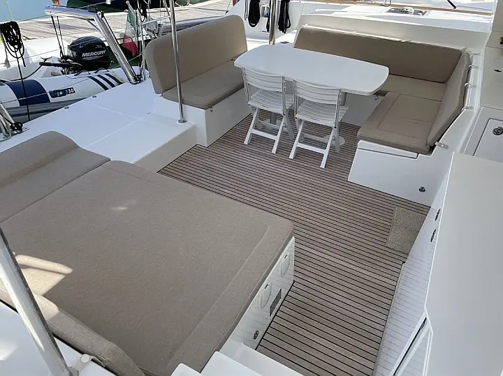 Lagoon 450  Flybridge - 