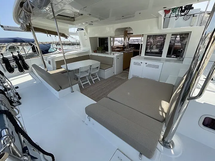 Lagoon 450  Flybridge - 