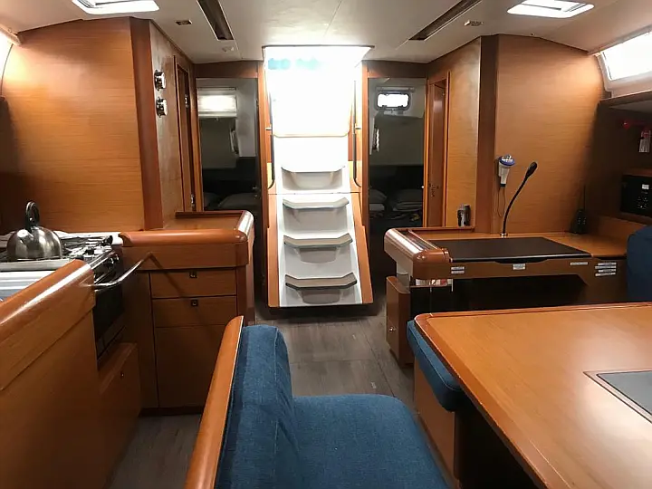 Sun Odyssey 519 - 