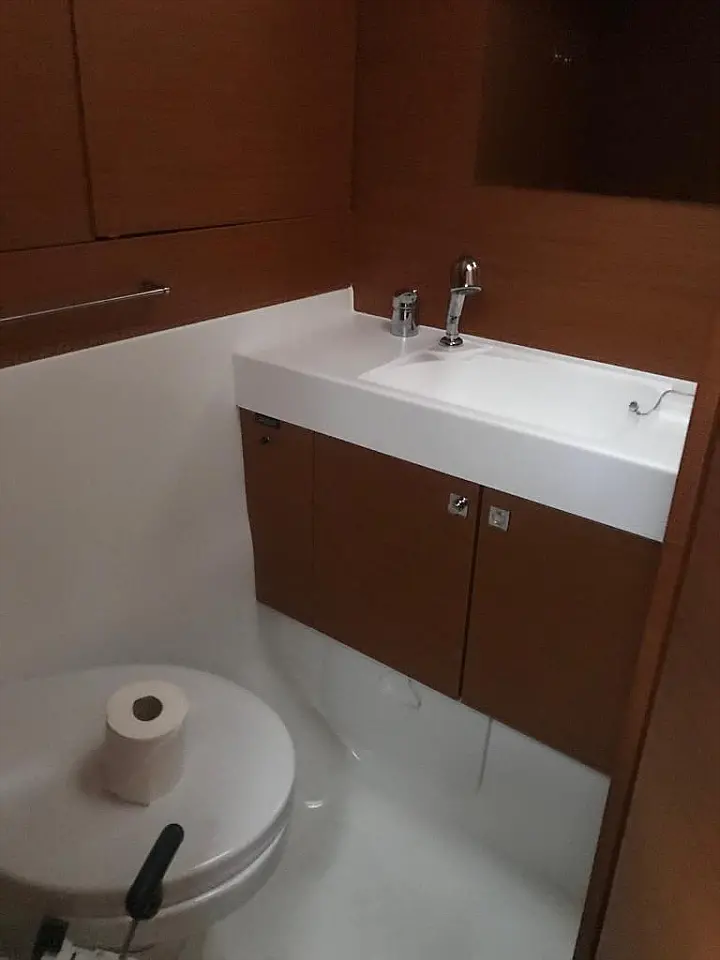 Sun Odyssey 519 - 
