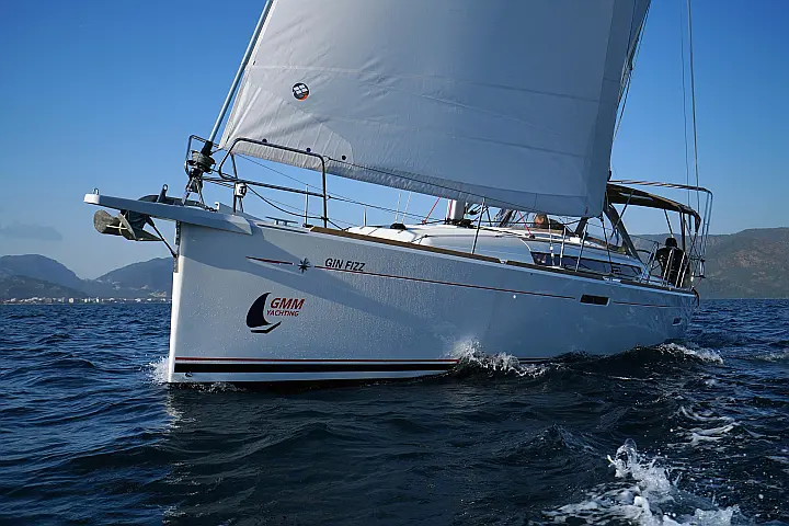 Sun Odyssey 389 - 