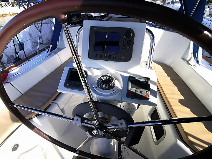 Sun Odyssey 33i - 